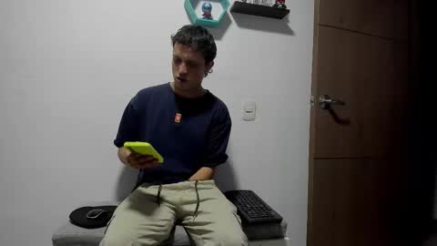 Snapshot of ryan15_ chatting on March 15, 2026, 2:39 am Ryan 15 online show from March 15, 2026, 2:39 am