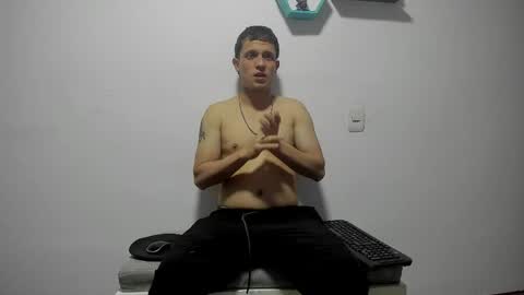 Snapshot of ryan15_ chatting on April 10, 2026, 1:55 am Ryan 15 online show from April 10, 2026, 1:55 am