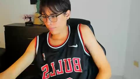 Nathan online show from May 25, 2026, 2:50 am