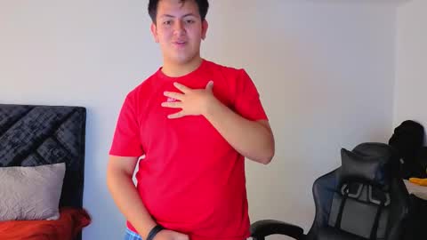 Snapshot of ryan_doretti chatting on October 2, 2025, 2:13 pm Ryan online show from October 2, 2025, 2:13 pm