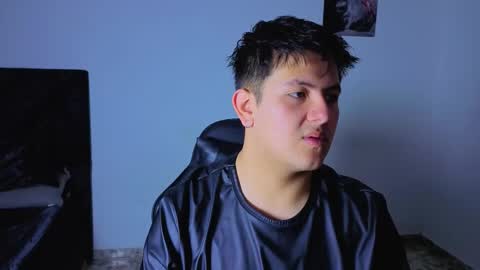 Snapshot of ryan_doretti chatting on November 2, 2025, 1:46 pm Ryan online show from November 2, 2025, 1:46 pm