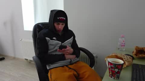 RYAN DOZER online show from April 28, 2026, 6:40 am