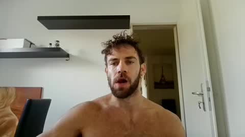 Snapshot of ryan_fit100 chatting on September 29, 2025, 11:15 am ryan_fit100 online show from September 29, 2025, 11:15 am
