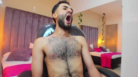 ryan_jackson_ online show from November 29, 2025, 5:32 am