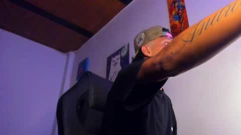 ryan_latin_0 online show from June 9, 2026, 11:44 am