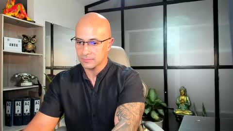 ryan_master_ online show from December 16, 2024, 7:00 pm