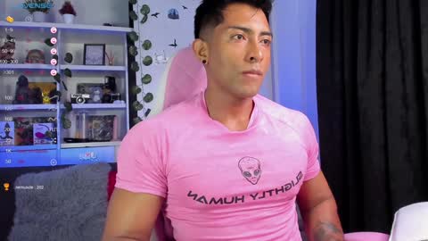 Snapshot of ryanboy30 chatting on January 19, 2025, 10:39 pm ryanboy30 online show from January 19, 2025, 10:39 pm