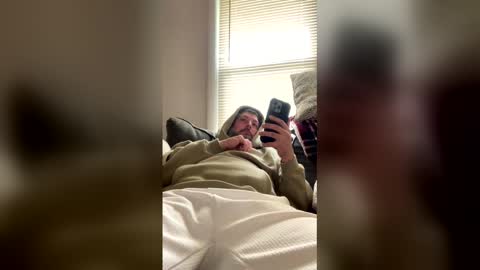 ryanmhoyt88 online show from May 23, 2026, 6:34 pm