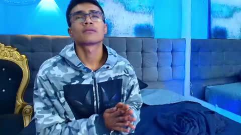 ryannfox_ online show from July 24, 2026, 7:17 am