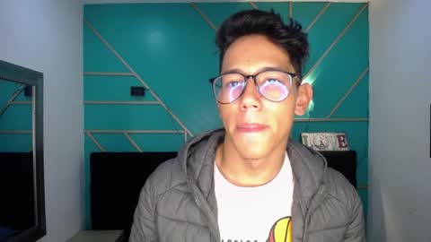 Snapshot of ryanpricee chatting on January 4, 2025, 2:35 am RyanPricee online show from January 4, 2025, 2:35 am