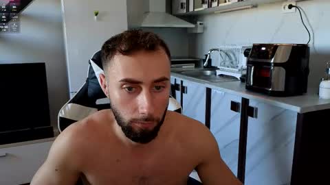 Snapshot of ryanstorm1 chatting on November 1, 2025, 12:40 pm ryanstorm1 online show from November 1, 2025, 12:40 pm