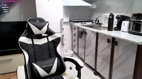 Snapshot of ryanstorm1 chatting on November 19, 2025, 3:45 pm ryanstorm1 online show from November 19, 2025, 3:45 pm