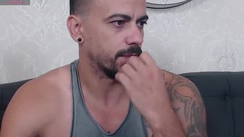 Snapshot of ryanvibe chatting on October 14, 2025, 11:33 am Ryan online show from October 14, 2025, 11:33 am