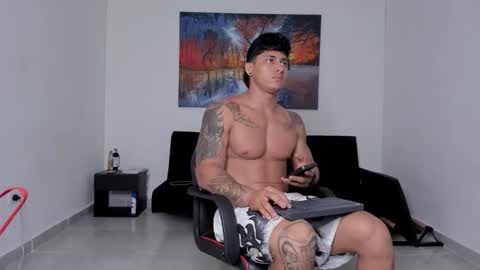 ryanwhite3 online show from February 12, 2026, 2:06 am