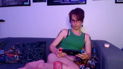 Snapshot of ryff_burnz chatting on December 5, 2024, 5:04 am Ryff Burnz online show from December 5, 2024, 5:04 am