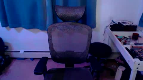 Snapshot of ryff_burnz chatting on February 11, 2025, 5:05 am Ryff Burnz online show from February 11, 2025, 5:05 am