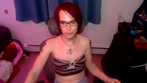 Snapshot of ryff_burnz chatting on October 1, 2025, 5:24 am Ryff Burnz online show from October 1, 2025, 5:24 am