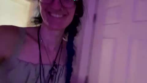 Ryn Michele online show from October 24, 2025, 2:35 pm