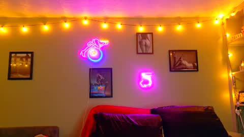 Cookiescream online show from December 9, 2024, 1:02 pm