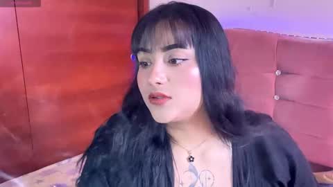 S H A R O N model independient online show from November 14, 2025, 8:18 pm