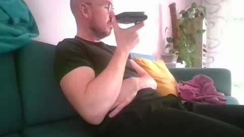 Snapshot of s_i_q chatting on October 17, 2025, 1:03 pm s_i_q online show from October 17, 2025, 1:03 pm