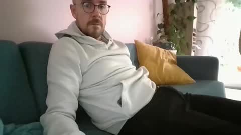 Snapshot of s_i_q chatting on November 8, 2025, 11:43 am s_i_q online show from November 8, 2025, 11:43 am