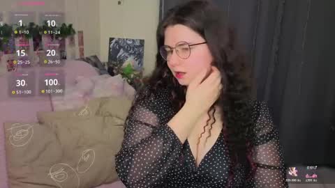Kate online show from May 26, 2026, 6:37 pm