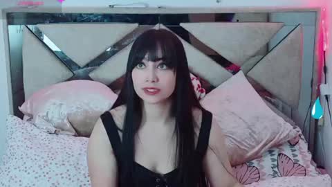 Snapshot of saabrina__ chatting on July 6, 2026, 3:36 pm Bri online show from July 6, 2026, 3:36 pm
