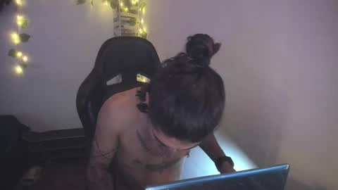 Danny online show from November 20, 2025, 4:23 am