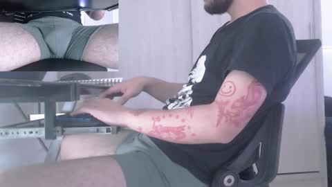 Saat online show from October 1, 2025, 4:57 pm