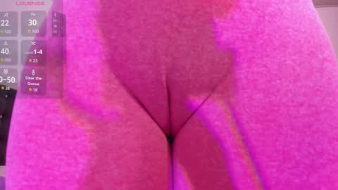 saaya_tay online show from September 27, 2025, 3:28 pm