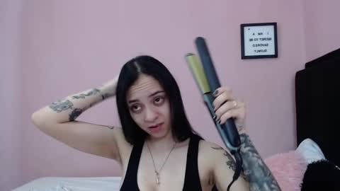 Snapshot of sabbrand_ chatting on September 28, 2025, 6:46 pm online show from September 28, 2025, 6:46 pm