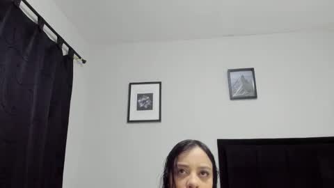 Snapshot of sabbrand_ chatting on November 2, 2025, 5:15 pm online show from November 2, 2025, 5:15 pm