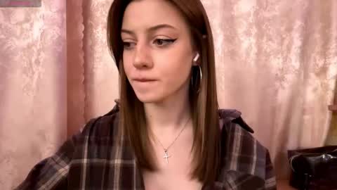 Mika online show from December 13, 2025, 8:14 pm