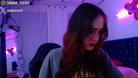 sabrina fox online show from January 7, 2026, 3:31 am