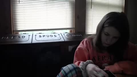 Sabrina online show from September 24, 2025, 12:19 pm