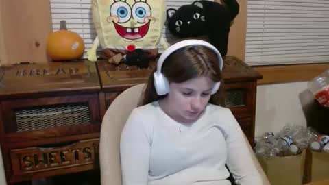 Sabrina online show from November 12, 2025, 3:40 am