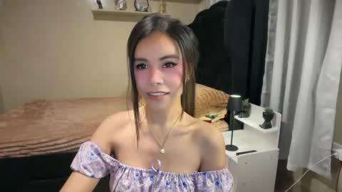 sabrinamadonna54 online show from July 6, 2026, 11:29 am