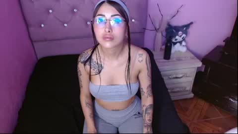 sabrinapaulson online show from May 27, 2026, 1:57 am
