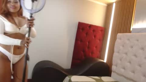 sabrinaroosa202cl online show from October 3, 2025, 11:29 am