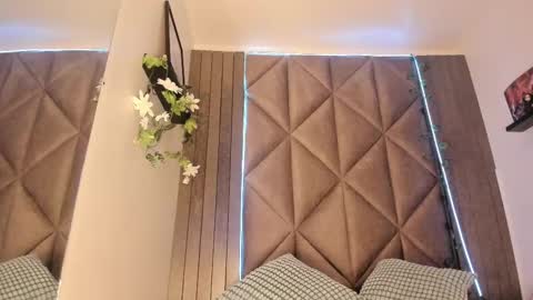 S A B R I N A  online show from October 14, 2025, 11:33 am