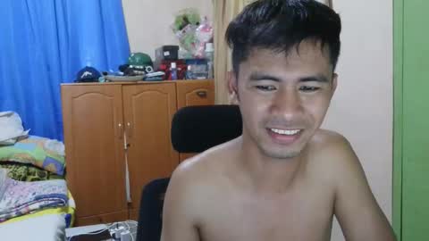 Snapshot of sachu01 chatting on April 7, 2026, 6:03 am Sachu01 online show from April 7, 2026, 6:03 am