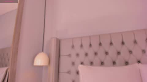       online show from November 28, 2025, 9:50 pm