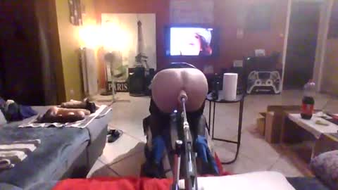 sadiacrossdresser online show from July 27, 2026, 10:39 pm