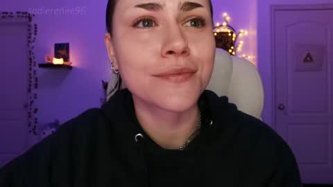 Snapshot of sadierenee96 chatting on March 17, 2026, 2:16 am Sadie Renee online show from March 17, 2026, 2:16 am