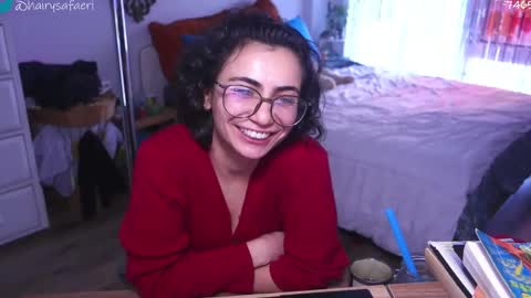 Snapshot of safaeri chatting on December 5, 2025, 7:54 pm Safa online show from December 5, 2025, 7:54 pm