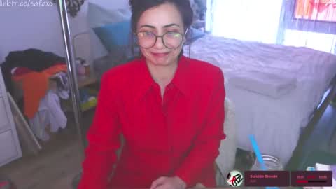 Snapshot of safaeri chatting on May 6, 2026, 9:53 pm Safa online show from May 6, 2026, 9:53 pm