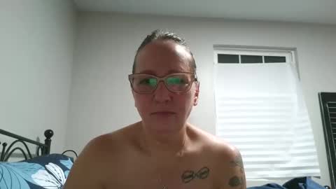 Snapshot of safetyqueen chatting on October 3, 2025, 2:19 am safetyqueen online show from October 3, 2025, 2:19 am