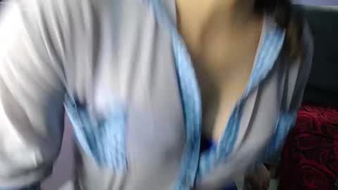 SafiroSky online show from December 11, 2024, 4:28 am