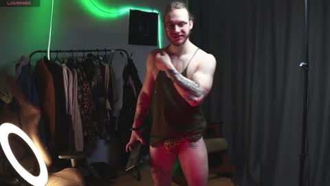 Snapshot of sage6688 chatting on December 20, 2024, 6:29 am Adam online show from December 20, 2024, 6:29 am